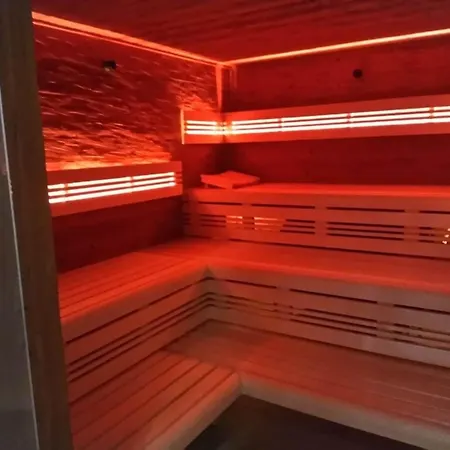 House Poseidon 35 Comfortable